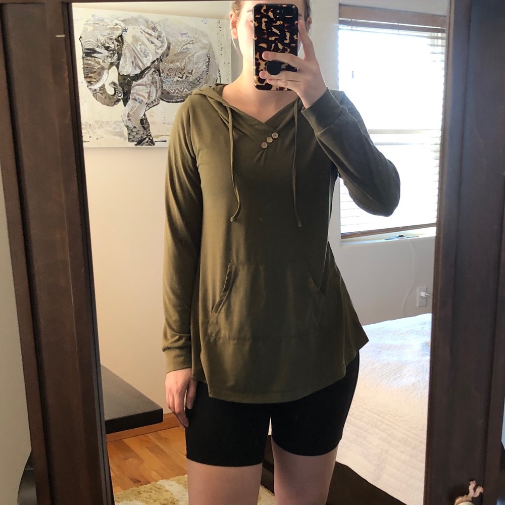 Lightweight hoodie